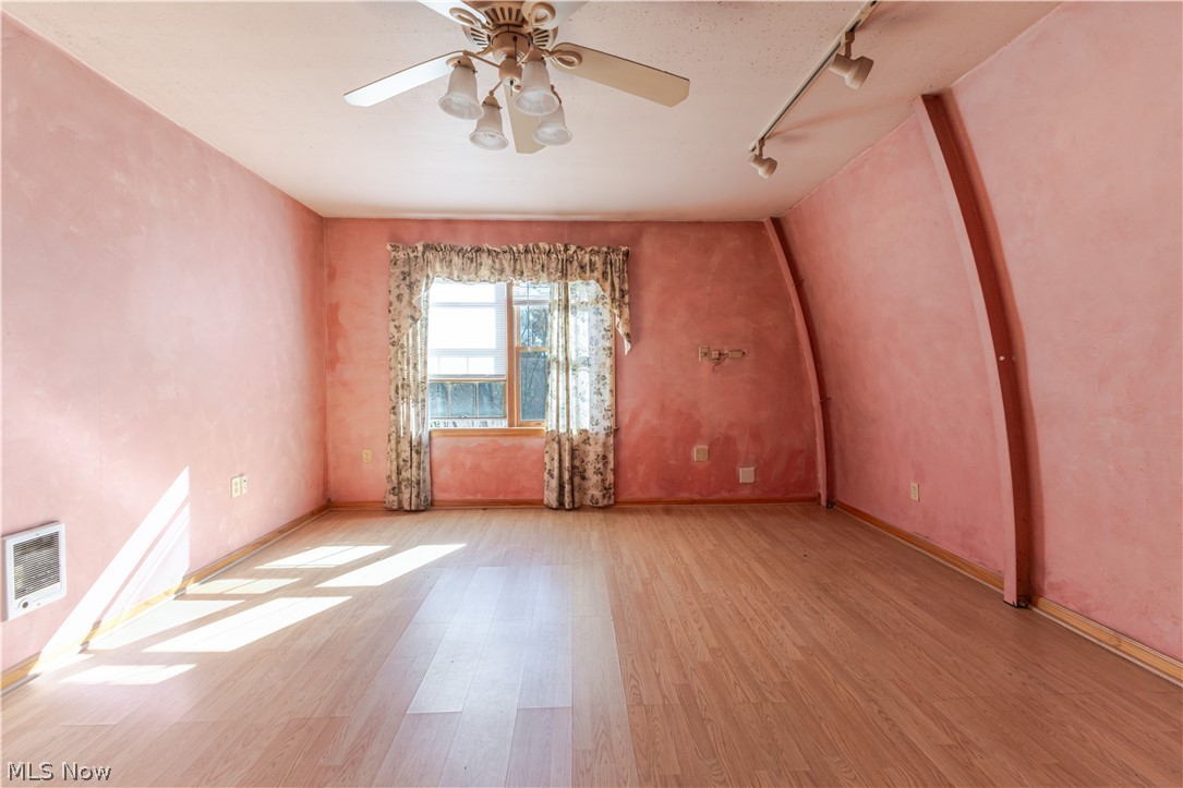 102 Mynster Lane Richmond OH 43944