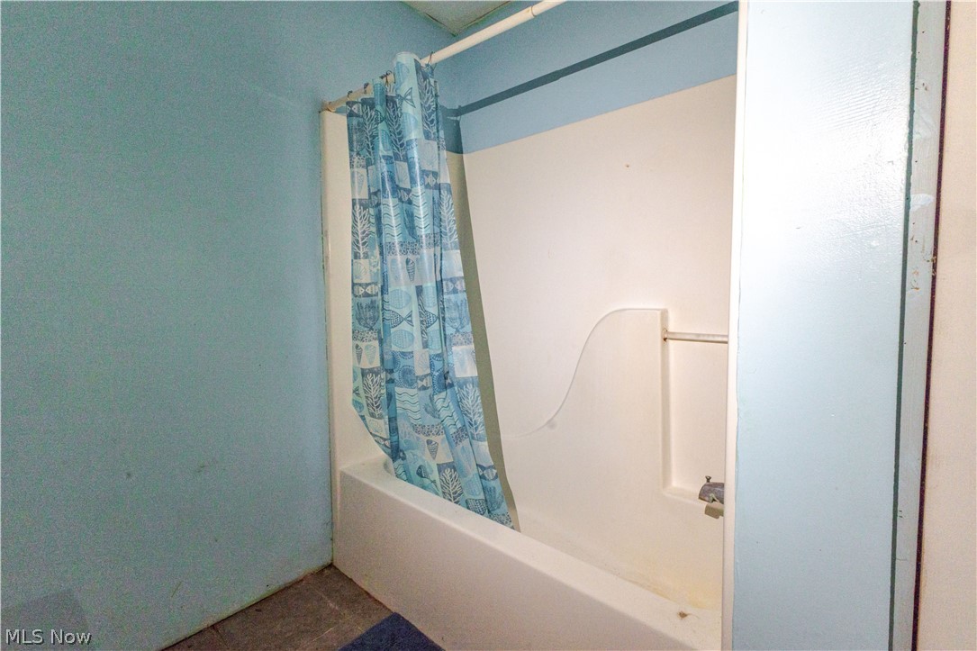 102 Mynster Lane Richmond OH 43944