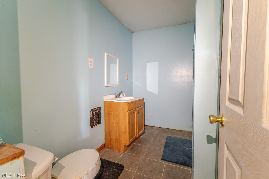 102 Mynster Lane Richmond OH 43944