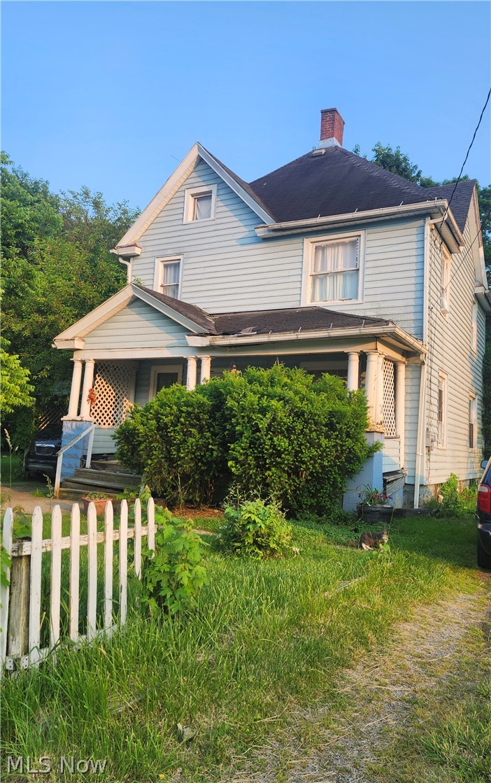 153 W Warren Avenue Youngstown OH 44507