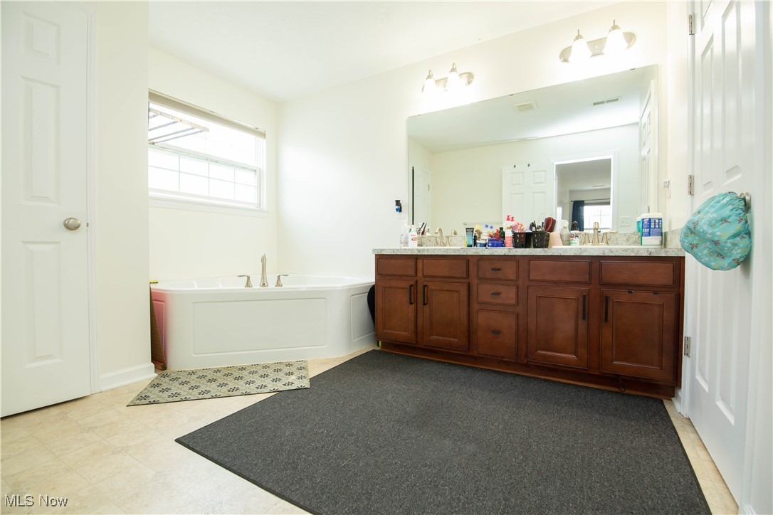 10382 Redbud Drive Aurora OH 44202