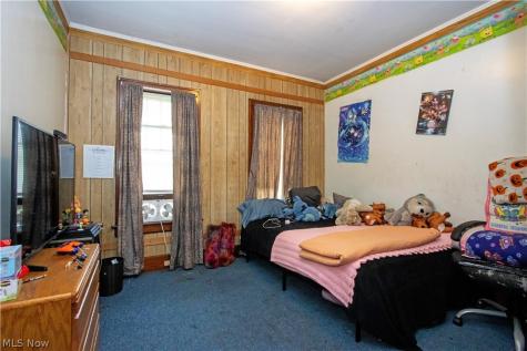 709 Longview Avenue Akron OH 44307