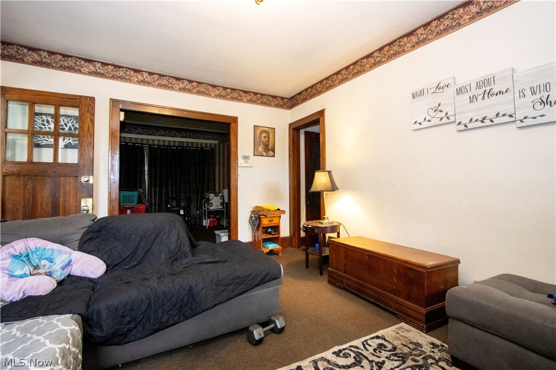 709 Longview Avenue Akron OH 44307