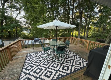 2896 Roanoke Street NW Massillon OH 44646