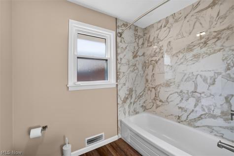 3319 Norris Avenue Parma OH 44134