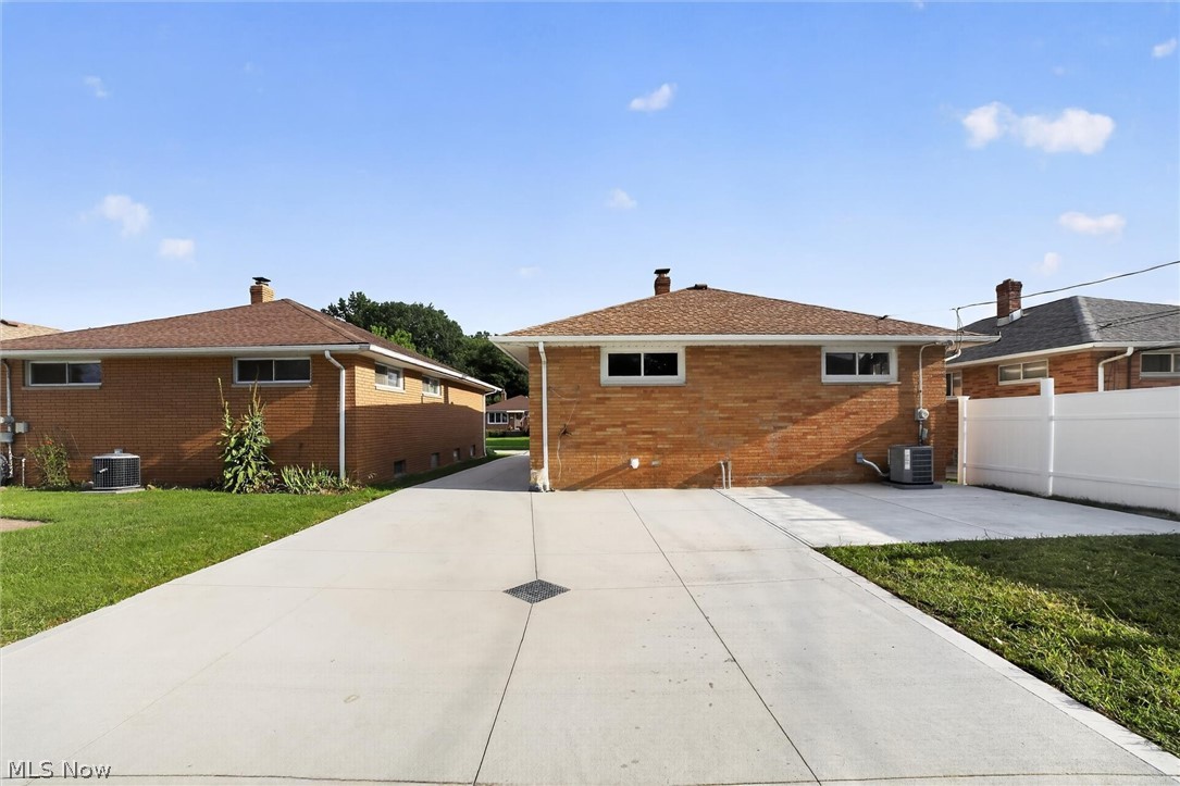 3319 Norris Avenue Parma OH 44134