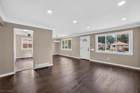 3319 Norris Avenue Parma OH 44134