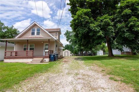 1869 Springfield Center Road Akron OH 44312