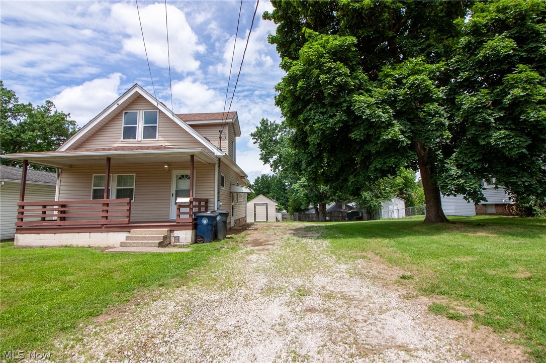 1869 Springfield Center Road Akron OH 44312