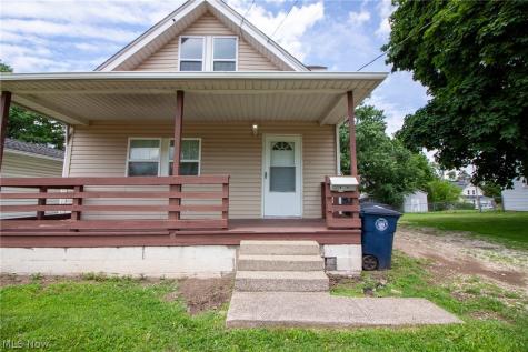 1869 Springfield Center Road Akron OH 44312