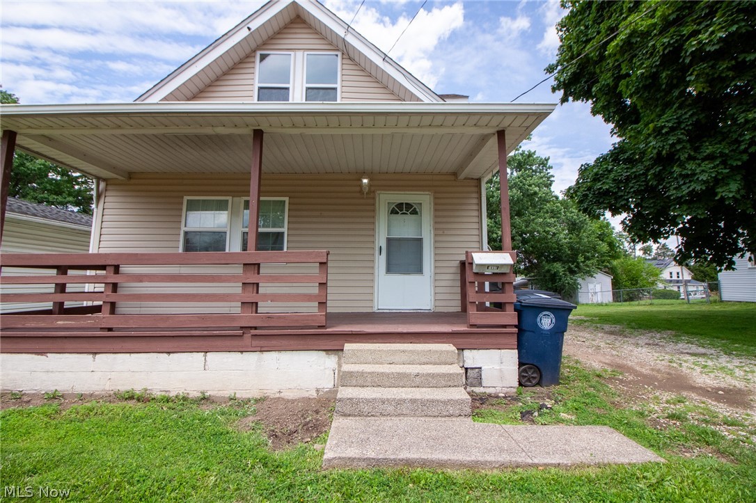 1869 Springfield Center Road Akron OH 44312