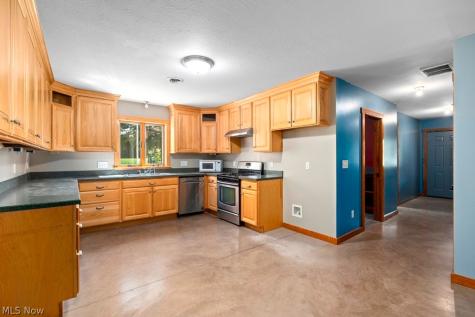 39491 Parsons Road Grafton OH 44044