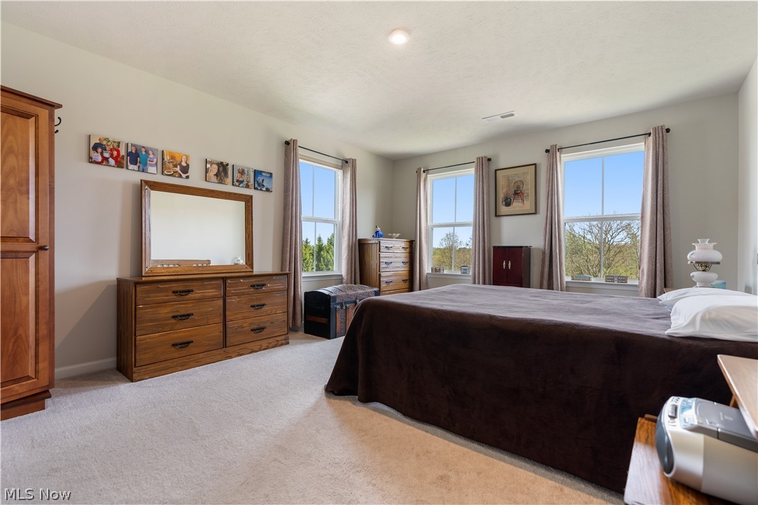 5810 Quarry Lake Drive SE East Canton OH 44730