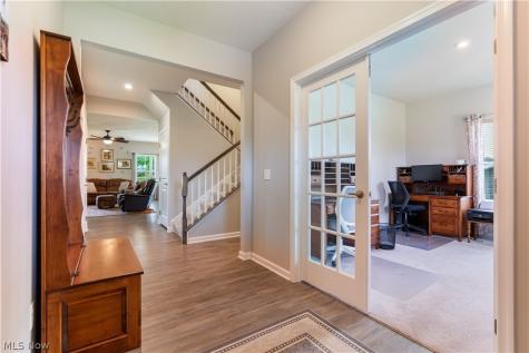 5810 Quarry Lake Drive SE East Canton OH 44730