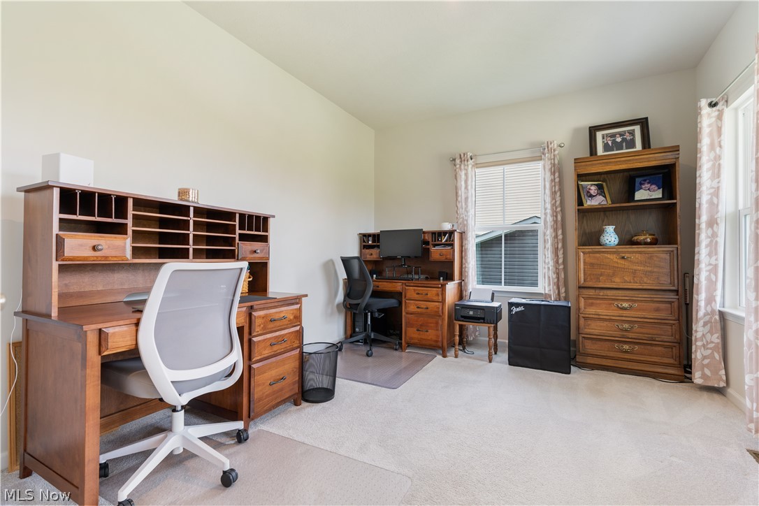 5810 Quarry Lake Drive SE East Canton OH 44730
