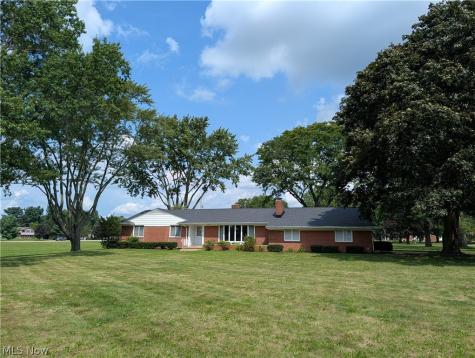 707 Markley Street NE Canton OH 44721