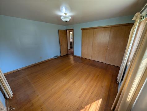 707 Markley Street NE Canton OH 44721