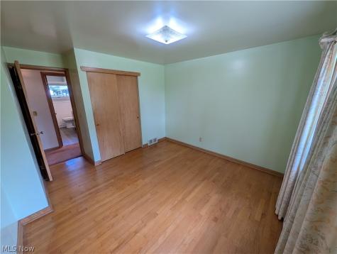 707 Markley Street NE Canton OH 44721