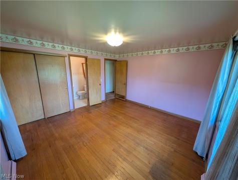 707 Markley Street NE Canton OH 44721