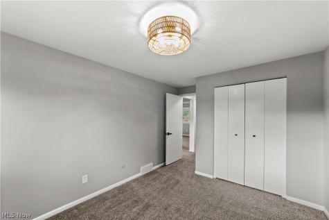 6881 Lantern Lane Parma Heights OH 44130