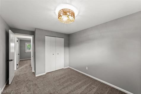 6881 Lantern Lane Parma Heights OH 44130
