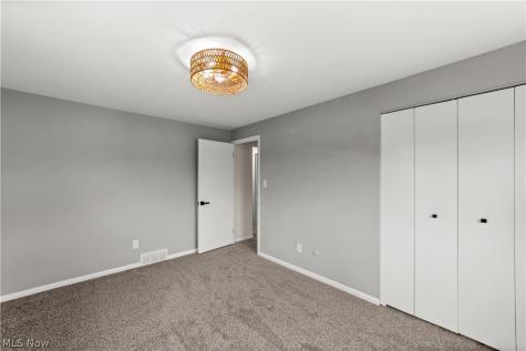6881 Lantern Lane Parma Heights OH 44130