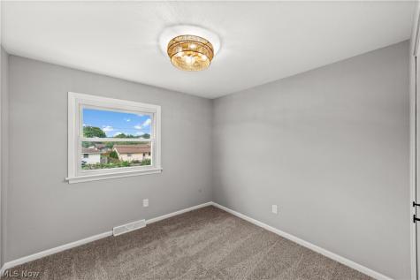 6881 Lantern Lane Parma Heights OH 44130
