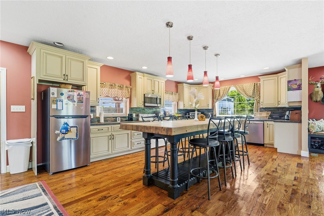 20101 Western Reserve Road North Benton OH 44449