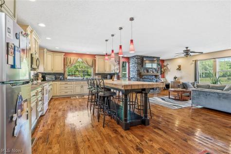 20101 Western Reserve Road North Benton OH 44449