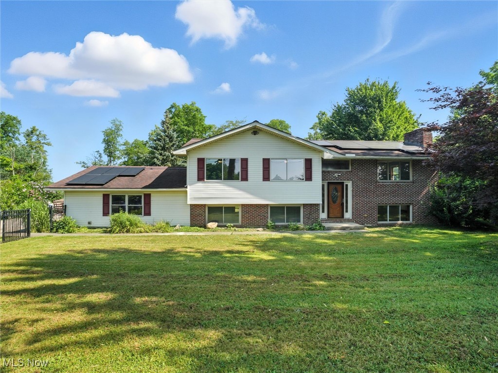 3337 Pioneer Trail Mantua OH 44255