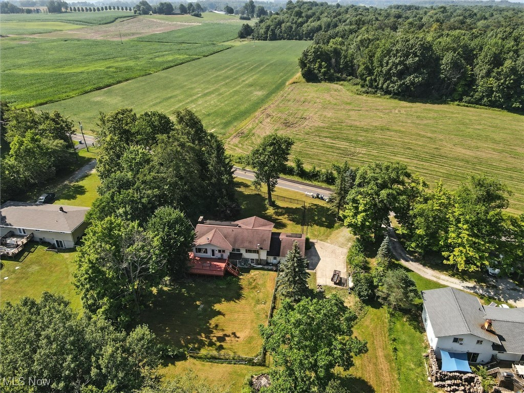 3337 Pioneer Trail Mantua OH 44255