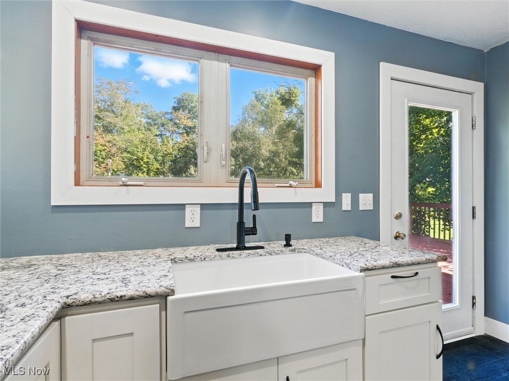 3337 Pioneer Trail Mantua OH 44255