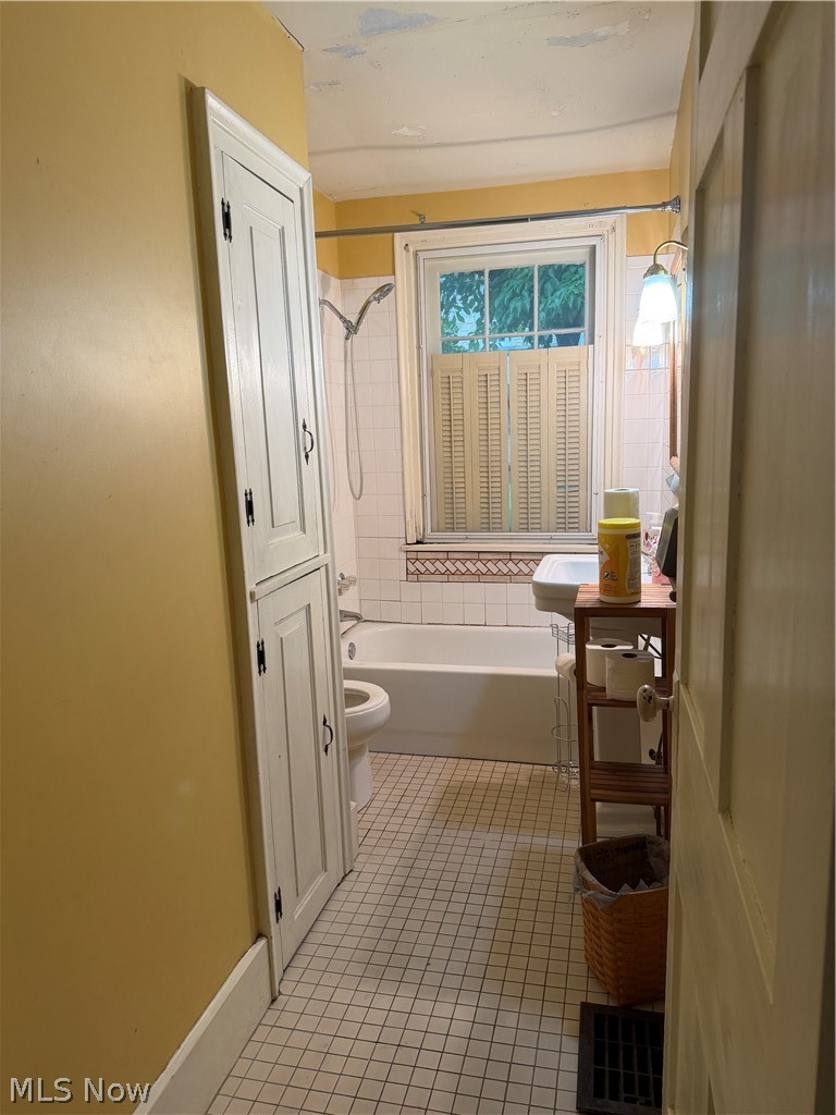 313 Woodlawn Avenue Zanesville OH 43701