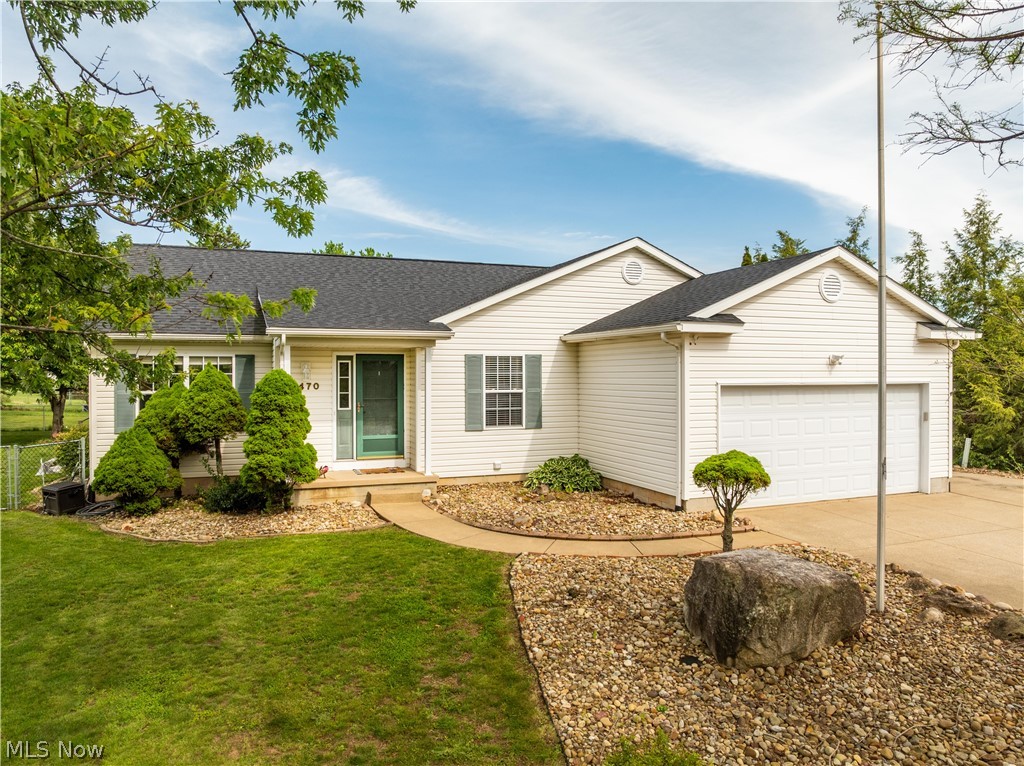 6470 Pilot Knob Avenue NE Louisville OH 44641