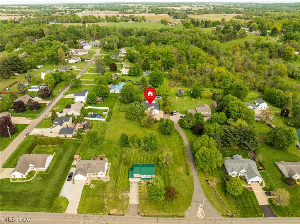 6470 Pilot Knob Avenue NE Louisville OH 44641