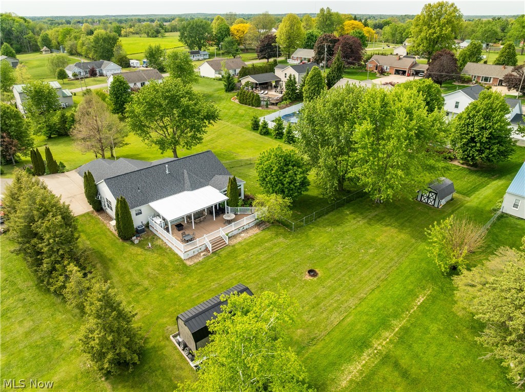 6470 Pilot Knob Avenue NE Louisville OH 44641