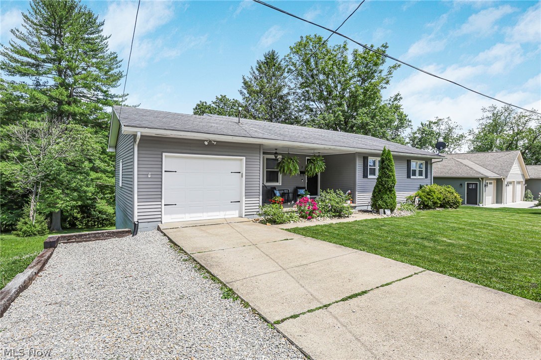 7 Garfield Avenue New Concord OH 43762