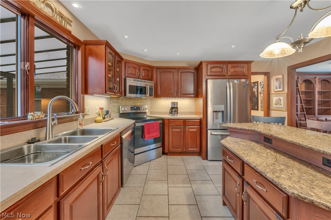 190 Chapel Lane Canfield OH 44406