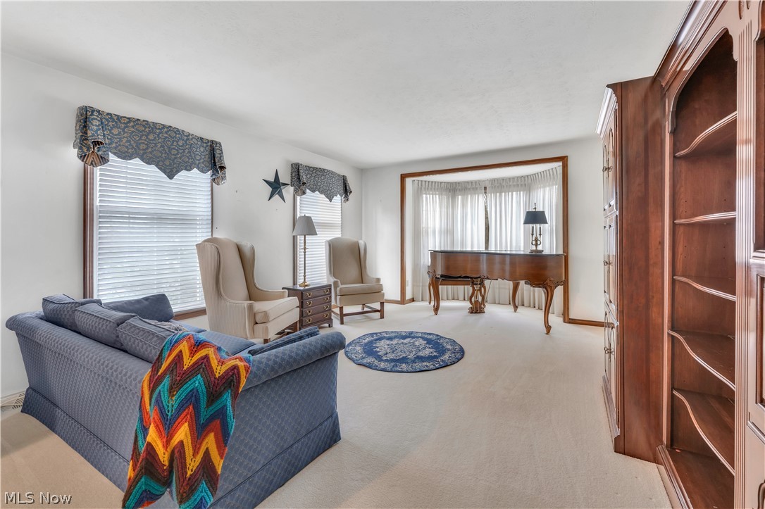 190 Chapel Lane Canfield OH 44406