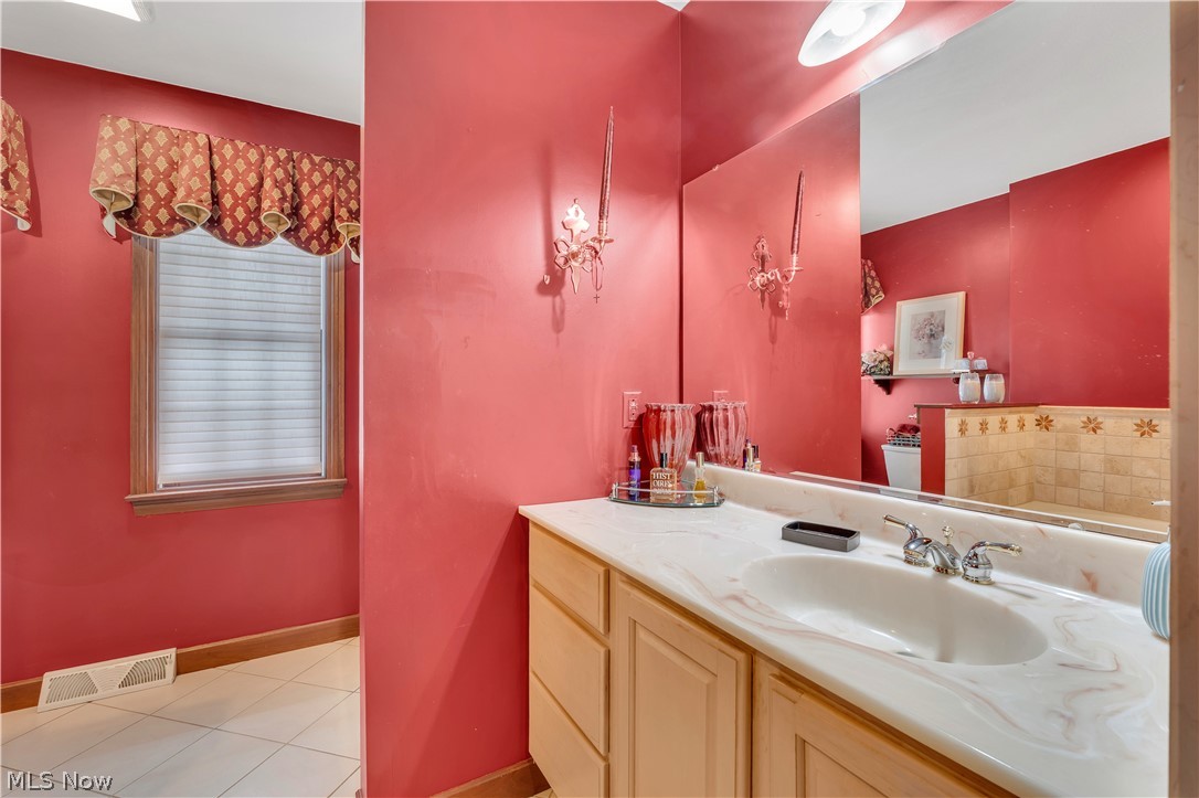 190 Chapel Lane Canfield OH 44406