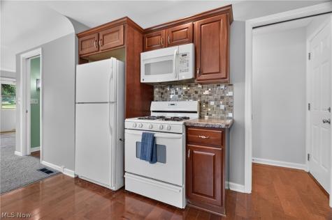 11828 Albion Road North Royalton OH 44133