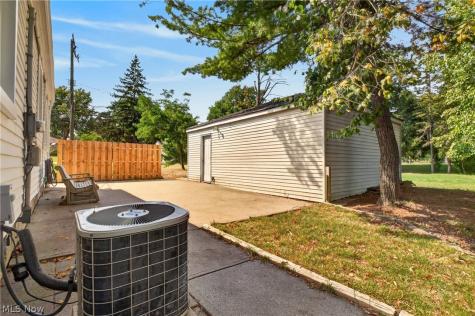 11828 Albion Road North Royalton OH 44133