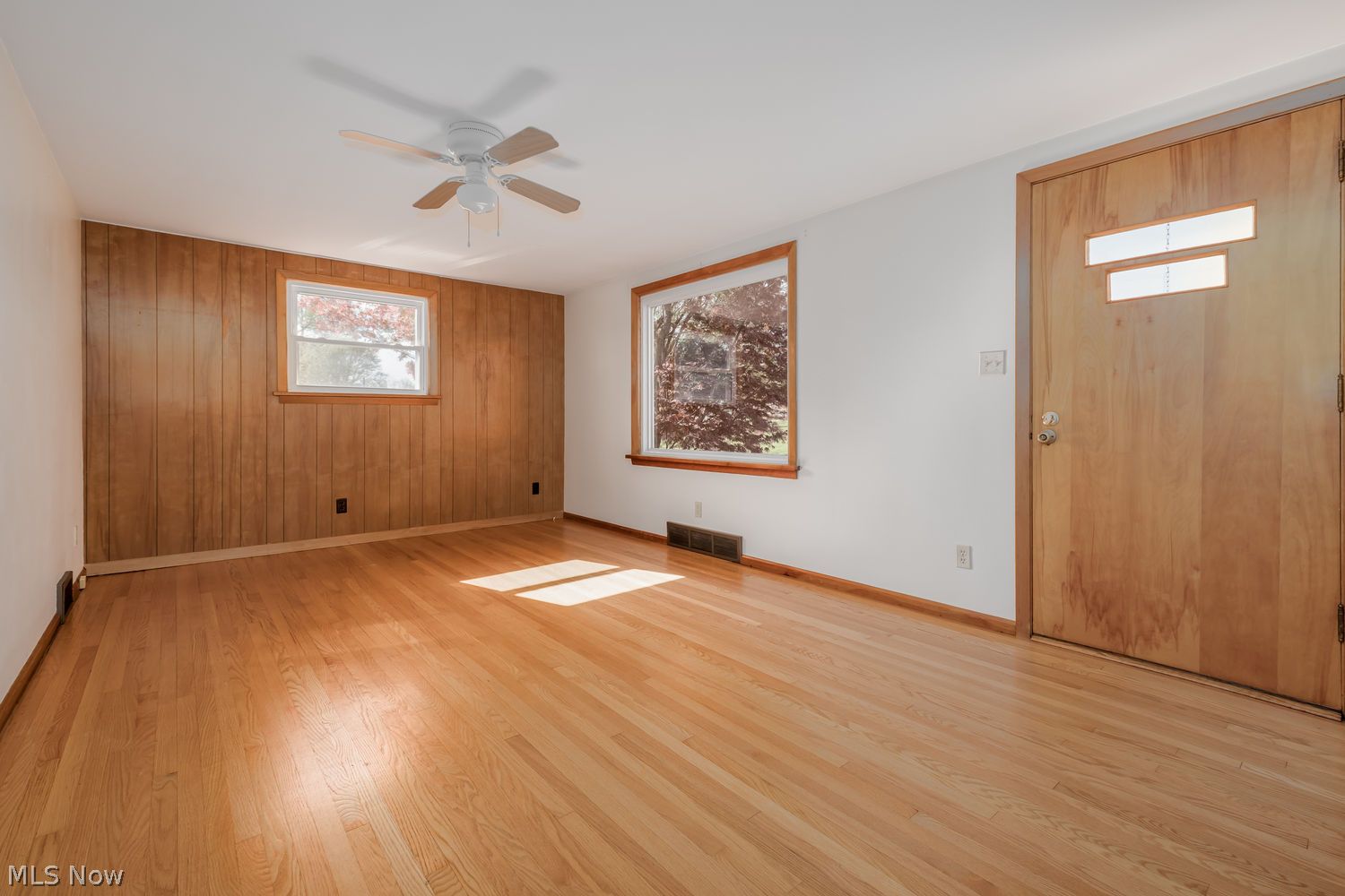 836 W Maple Street North Canton OH 44720