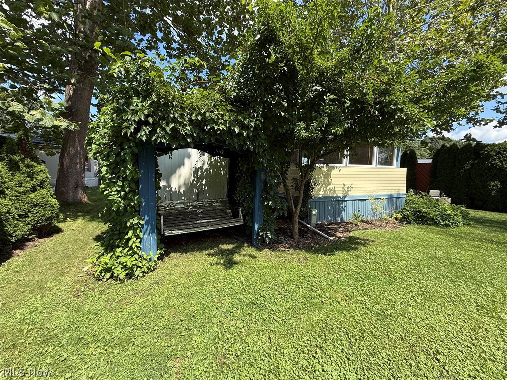 310 Gulf Stream Lane SE New Philadelphia OH 44663