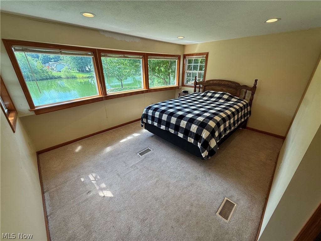 310 Gulf Stream Lane SE New Philadelphia OH 44663