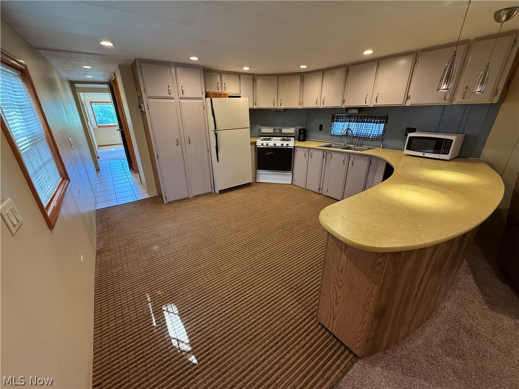 310 Gulf Stream Lane SE New Philadelphia OH 44663