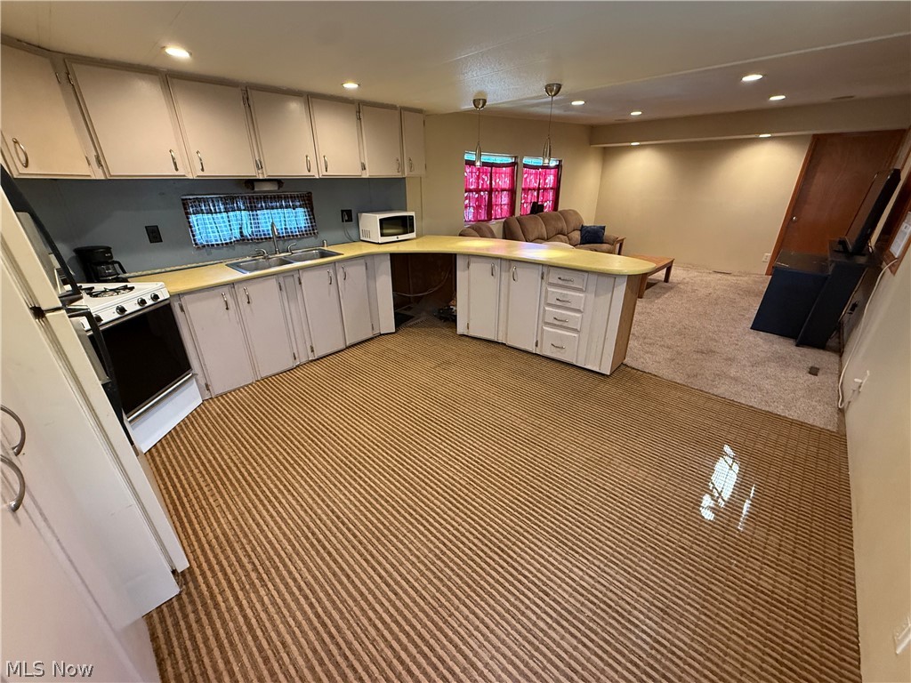 310 Gulf Stream Lane SE New Philadelphia OH 44663