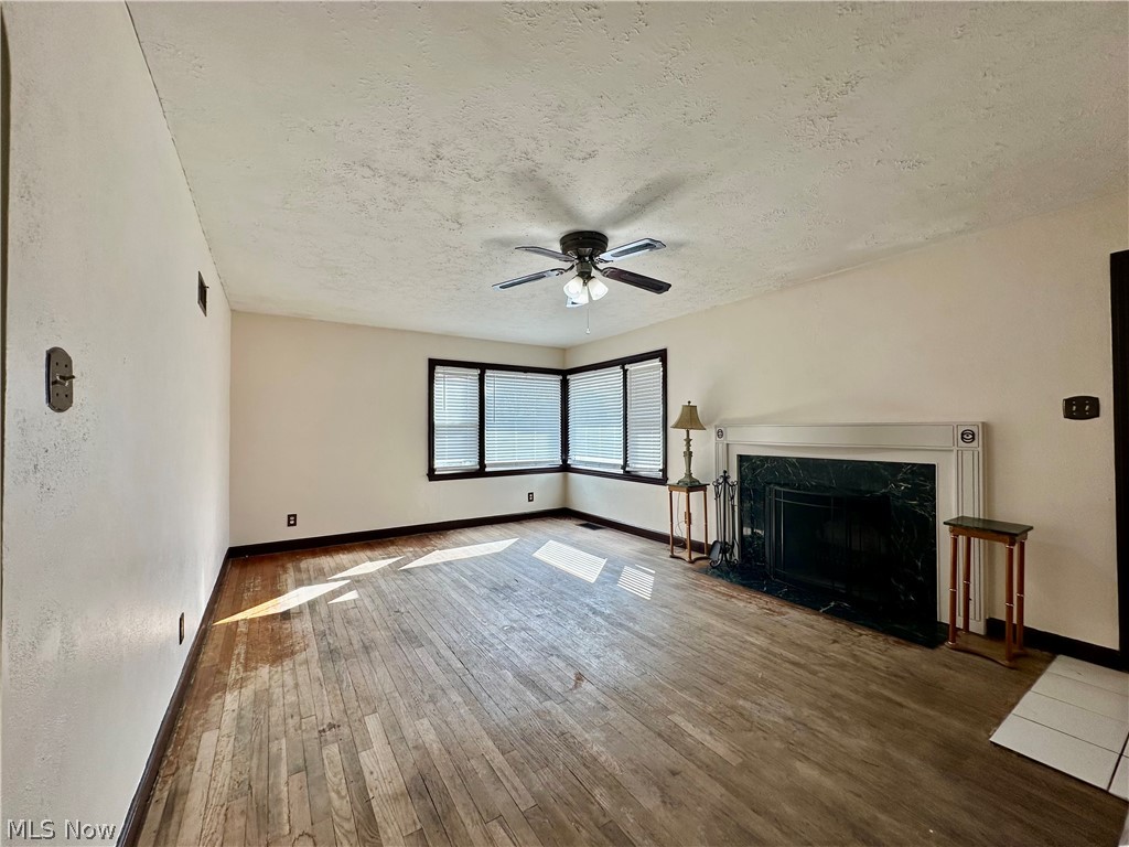 7839 Locust Street Masury OH 44438