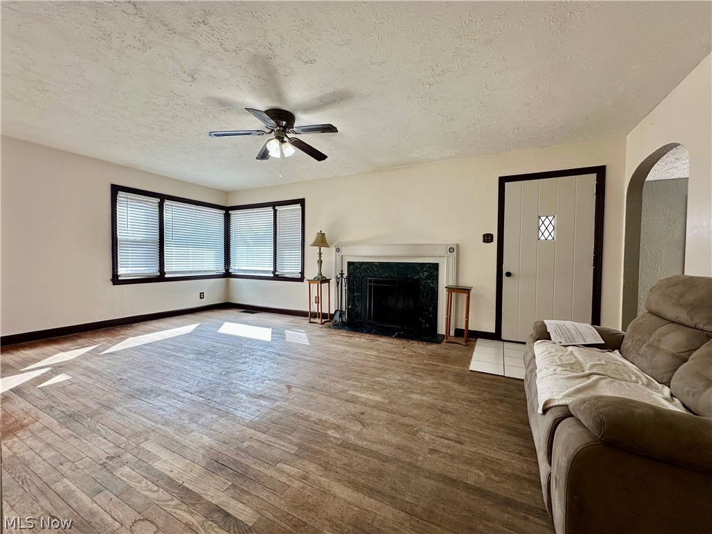 7839 Locust Street Masury OH 44438