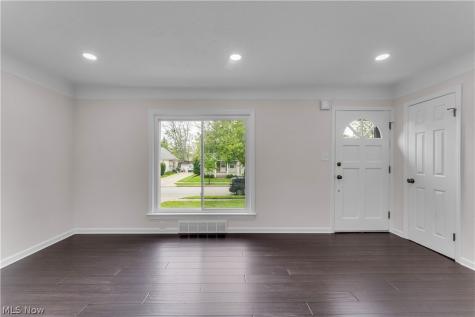 4380 Prasse Road South Euclid OH 44121
